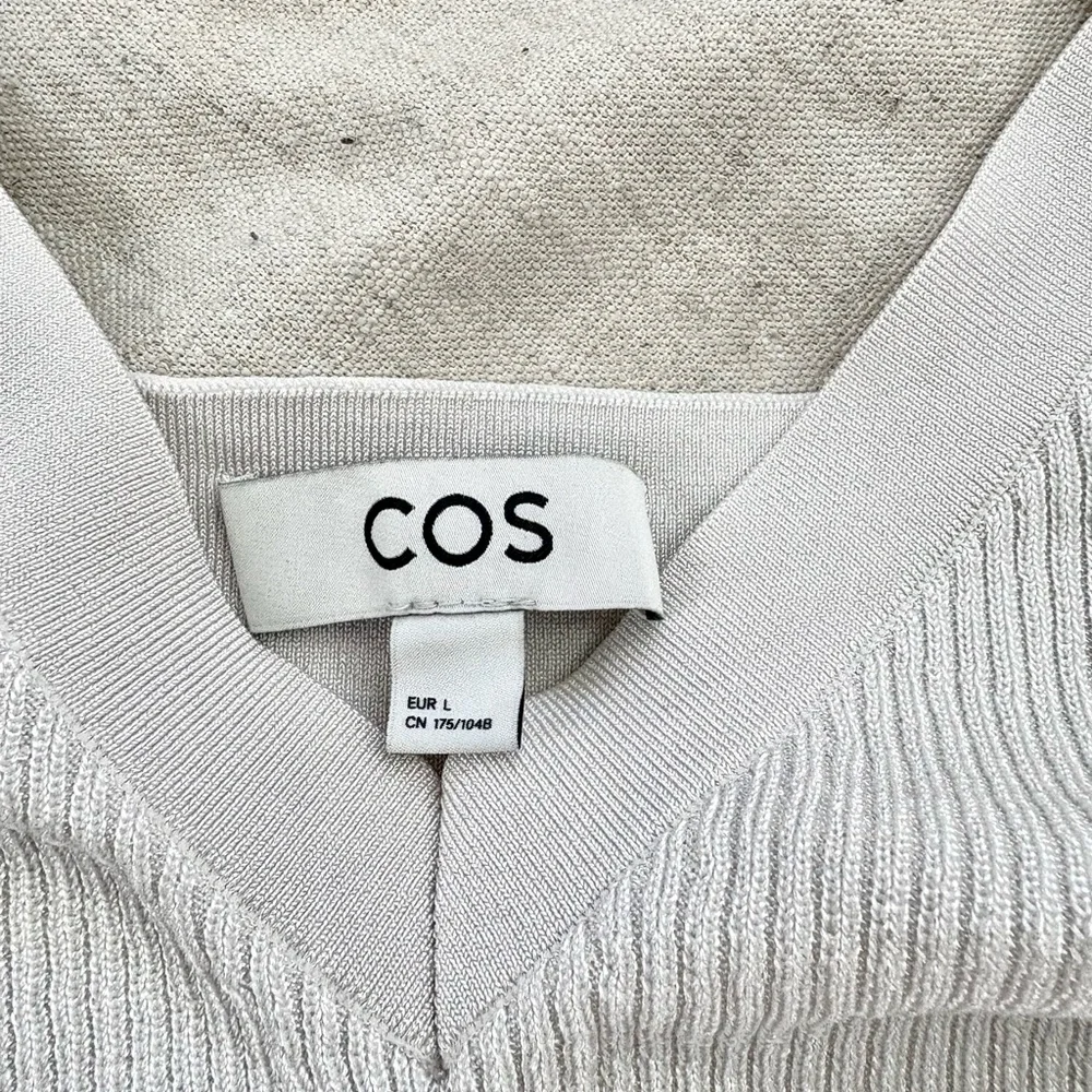 COS Knit Ribbed Bralette in “Subdued Ivory Tone” size L (EUR) - Picture 4 of 4
